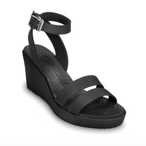 CROCS Women's Strappy Wedges Size 6